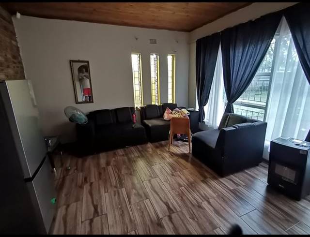 3 BEDROOM HOUSE FOR SALE IN VANDERBIJLPARK SW 2